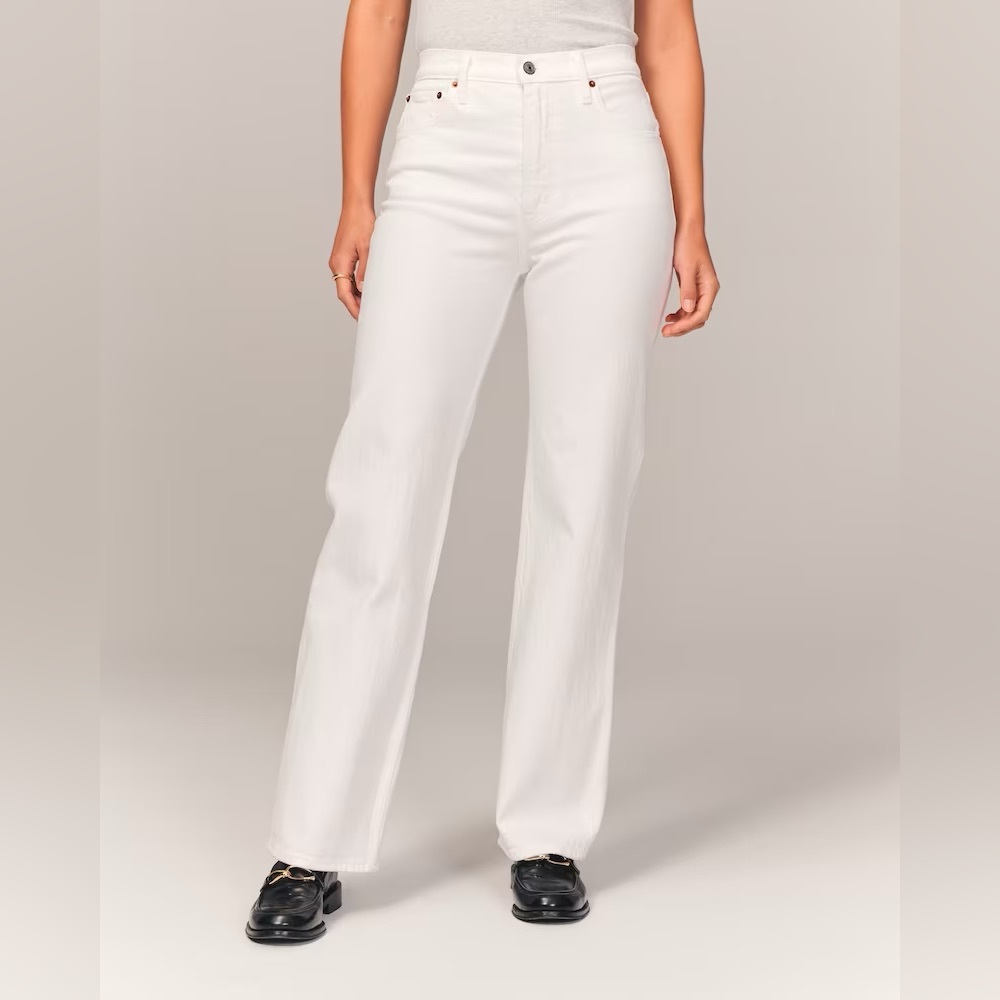 Brand New Abercrombie High Rise 90s Relaxed Jean
